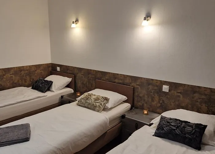 Jelonka 홈스테이 옐레니아구라